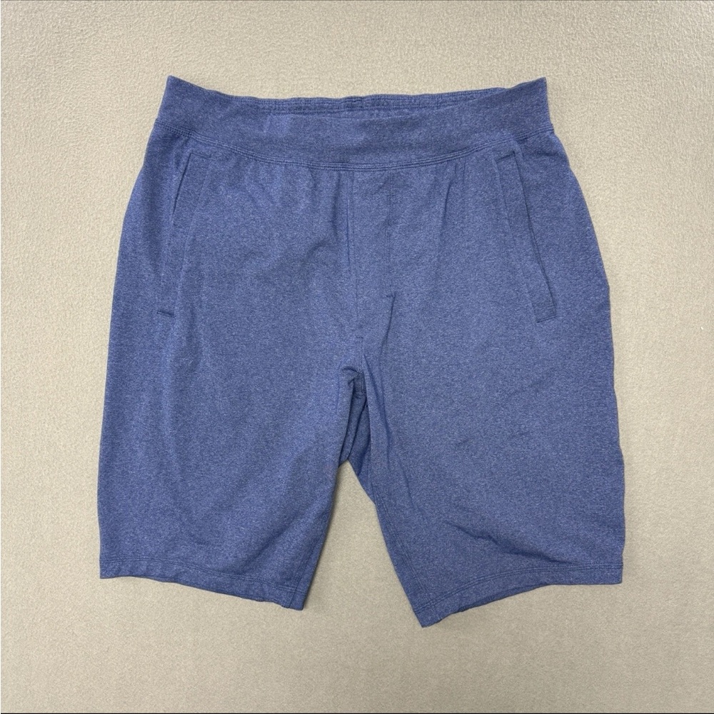 Lululemon Shorts XL Men’s Gym Stretch Blue 12”